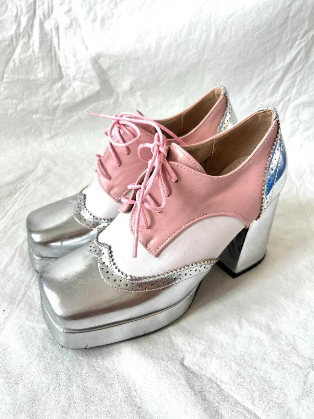 Platform shoes brogue wingtip 39 pink white silver faux leather lace up square